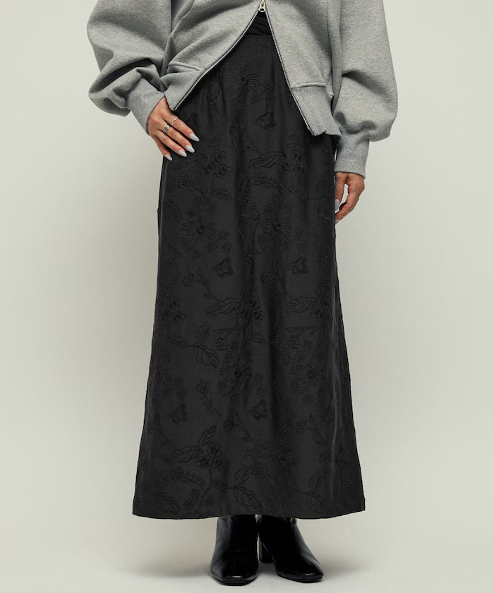 Flower Embroidery I-Line Easy Skirt