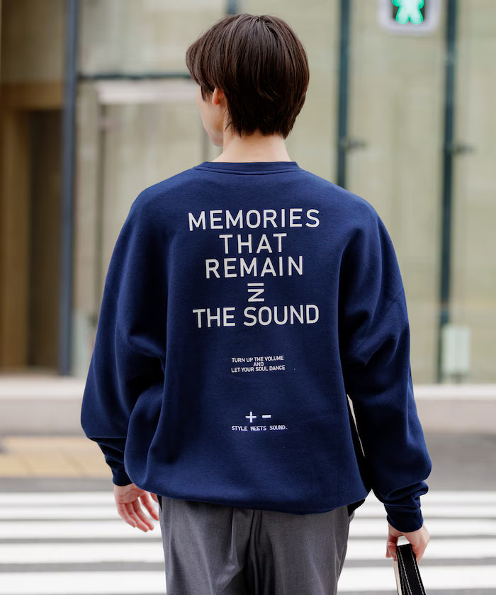 Big silhouette one-point embroidery back print hem code crew neck sweatshirt 【limited edition】