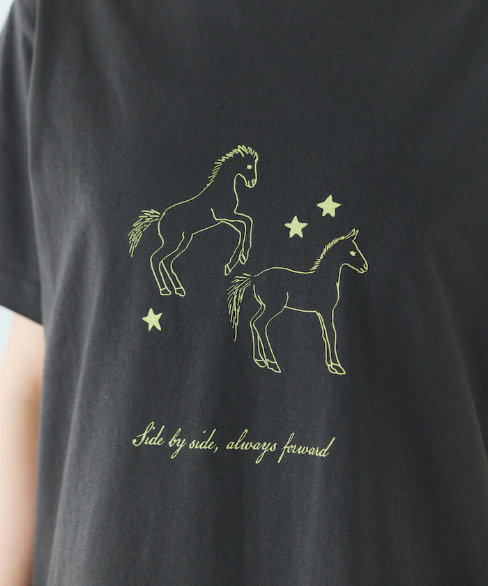 Comfortable Horse Print Crew Neck T-Shirt