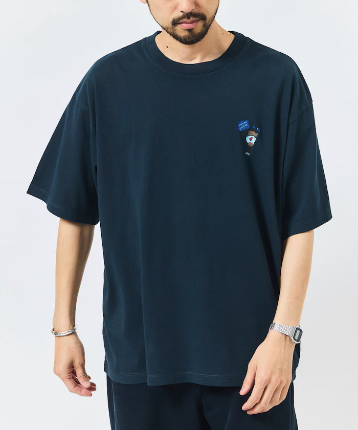 [May 22 12:00 Sales Start] kaoyorinakami × FREAK'S STORE / Kaoyorinakami Special Edition Random Bear Tee