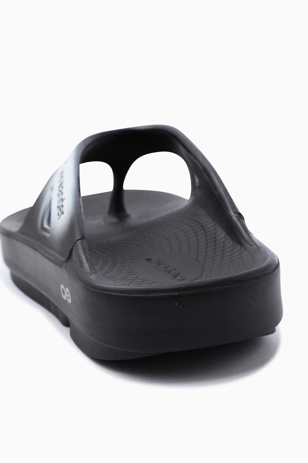 OOFOS original × and wander recovery sandal