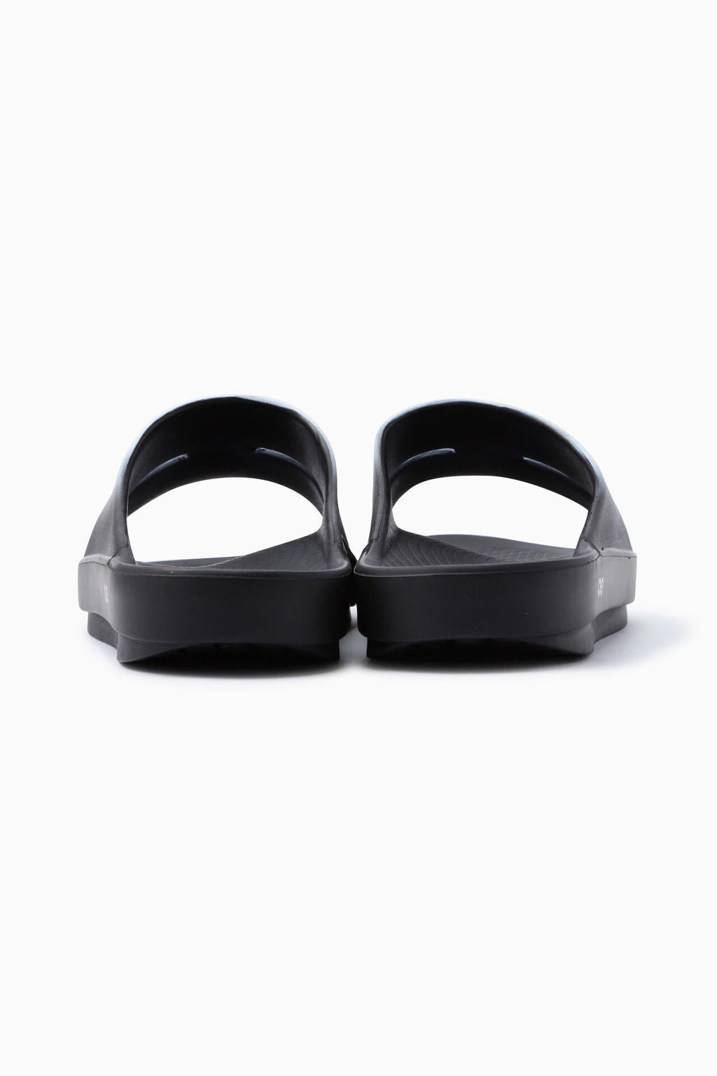 OOFOS ahh × and wander recovery sandal