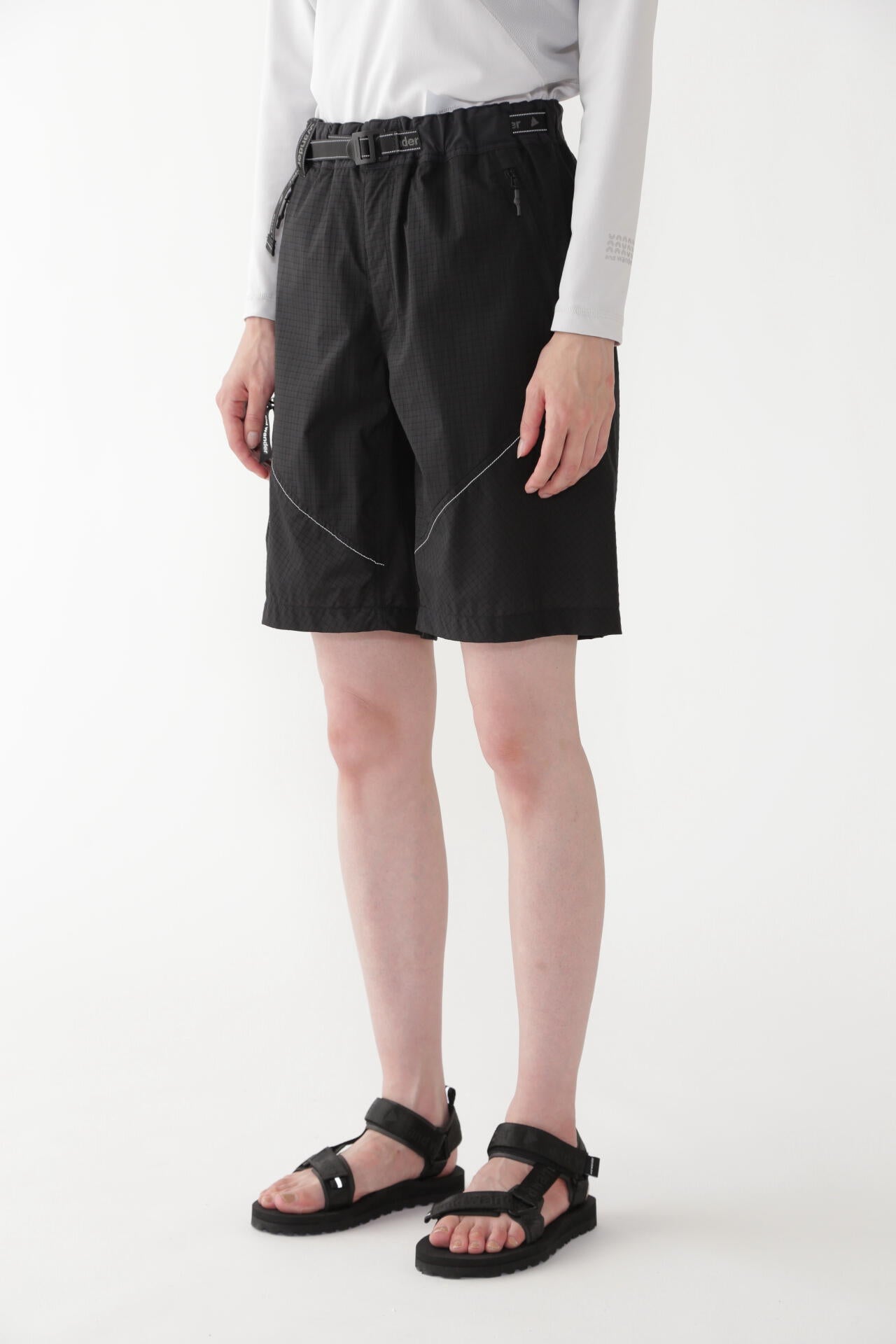 breath rip short pants