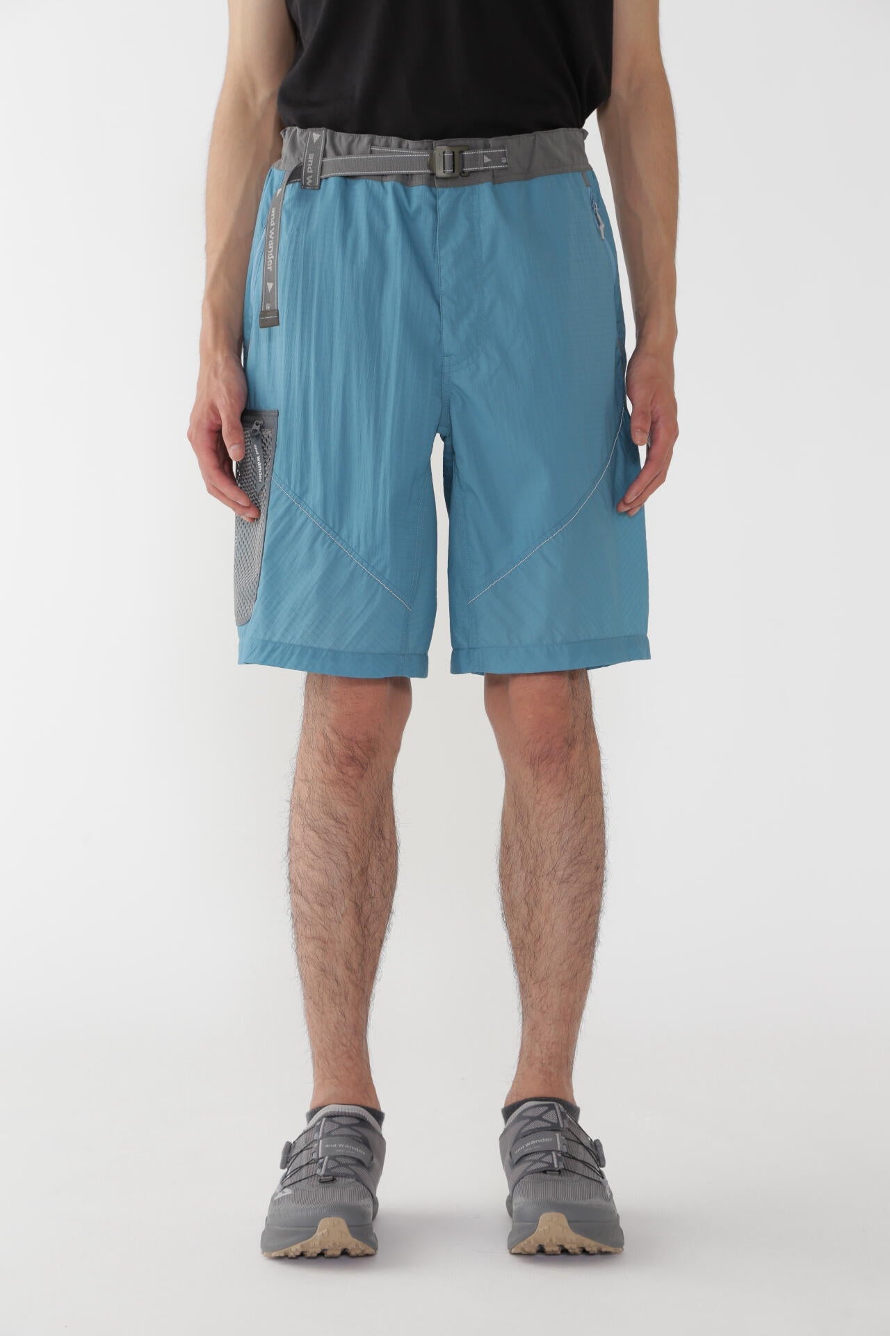 breath rip short pants