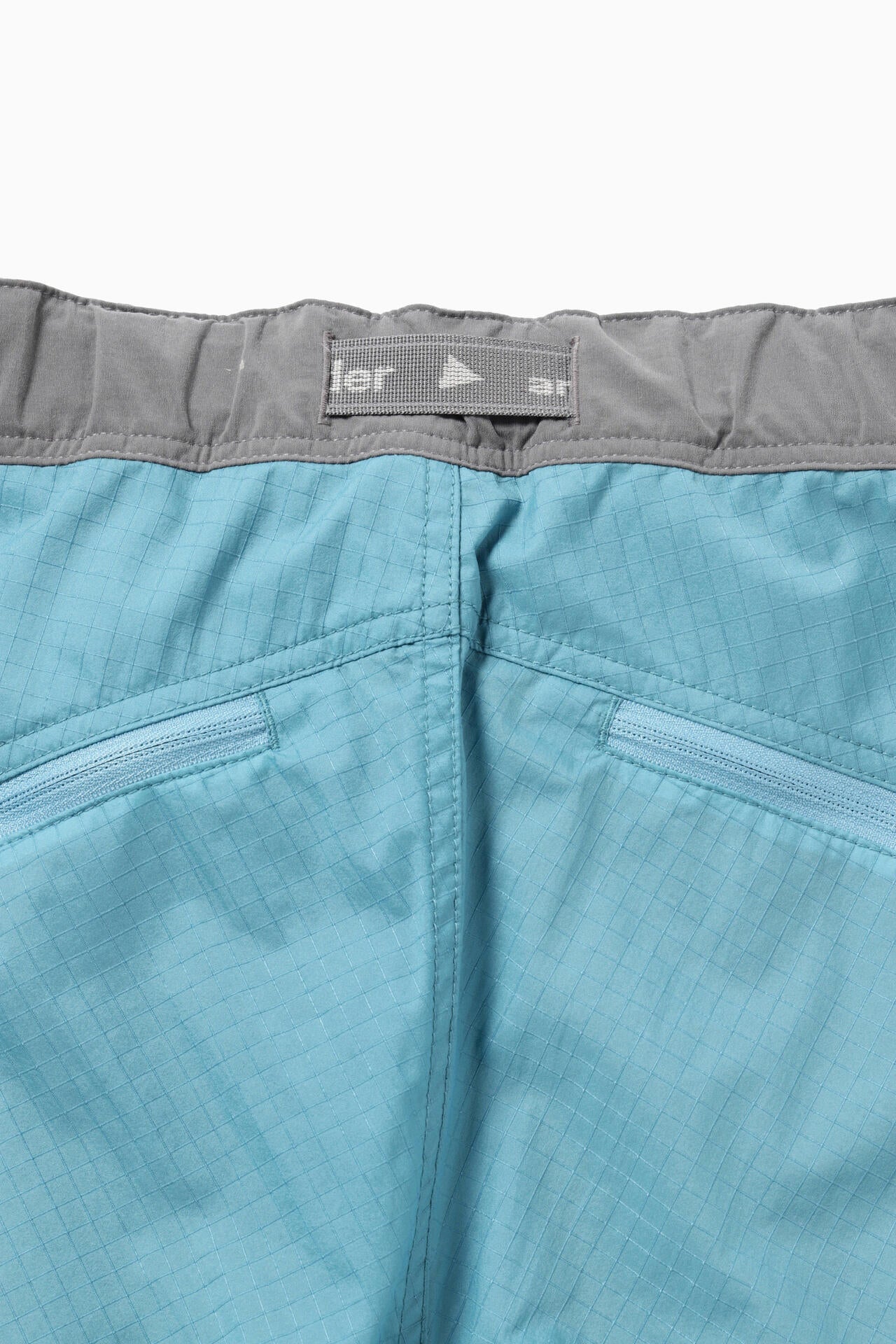 breath rip short pants