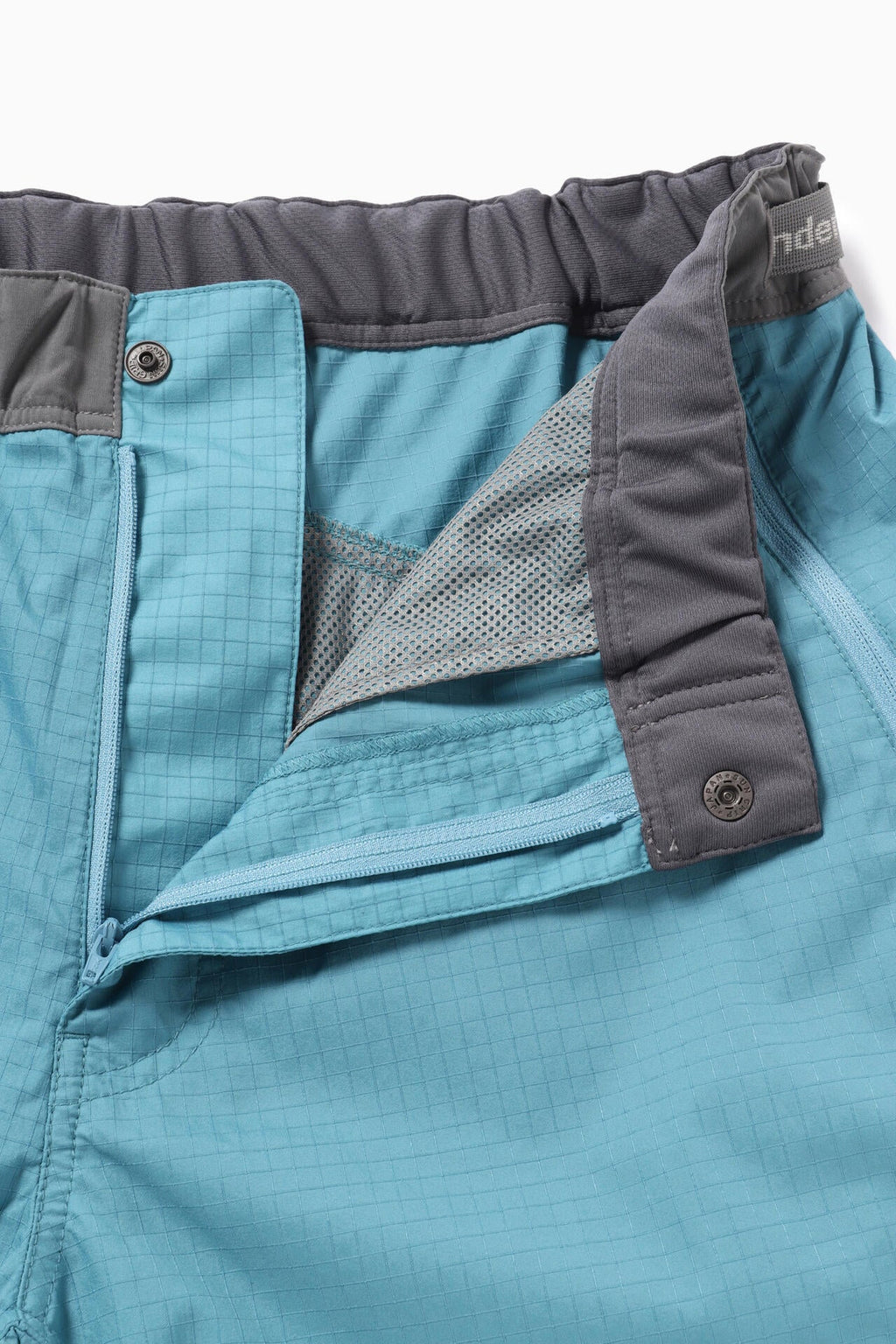 breath rip short pants