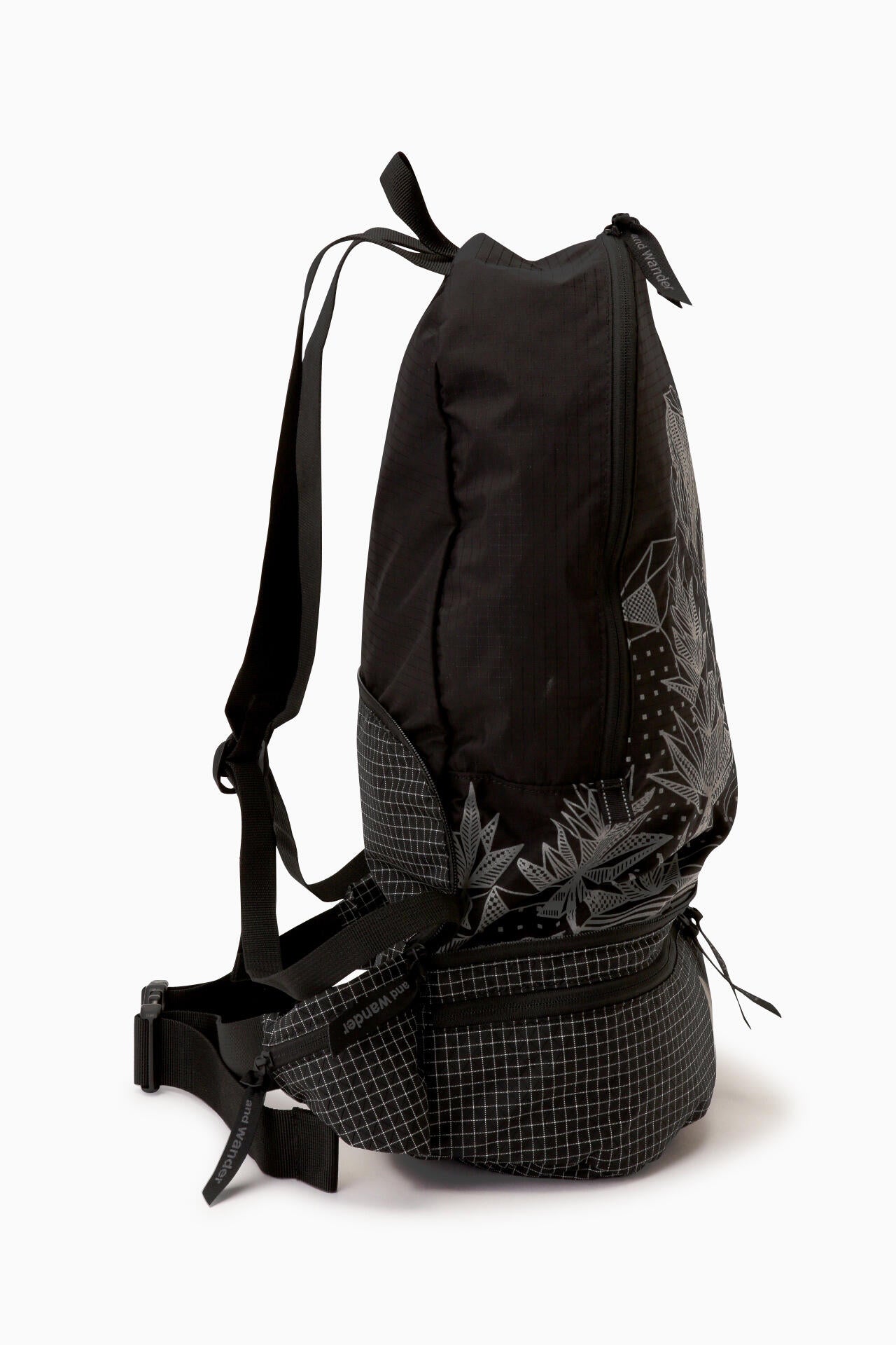 GRAMICCI × and wander 2way ripstop bag