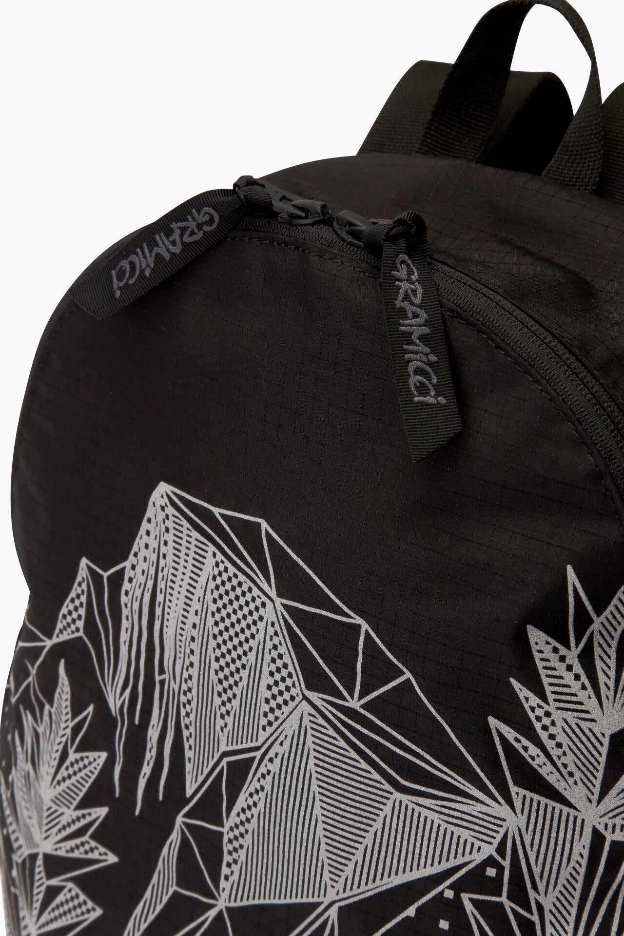 GRAMICCI × and wander 2way ripstop bag