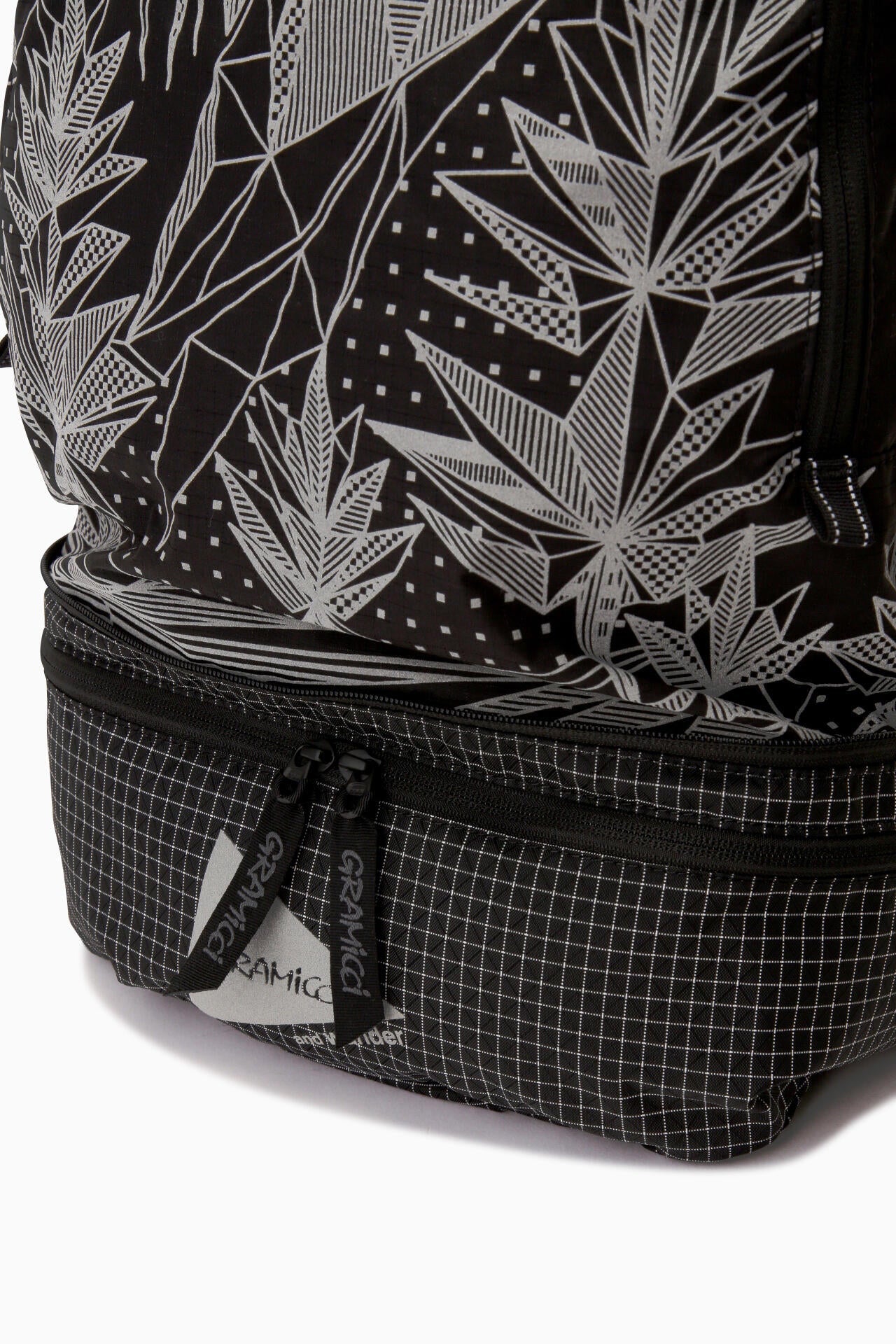 GRAMICCI × and wander 2way ripstop bag