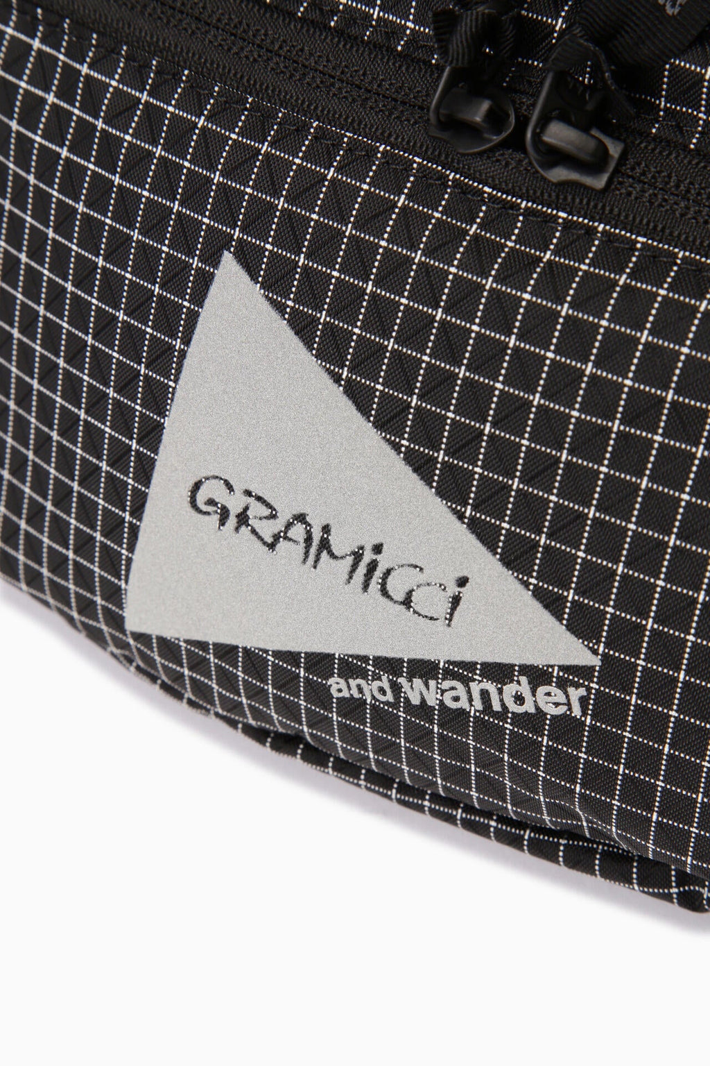 GRAMICCI × and wander 2way ripstop bag