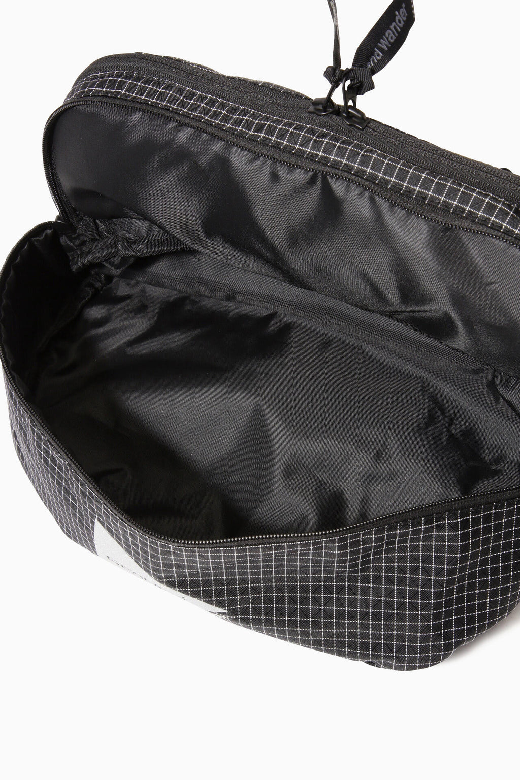GRAMICCI × and wander 2way ripstop bag