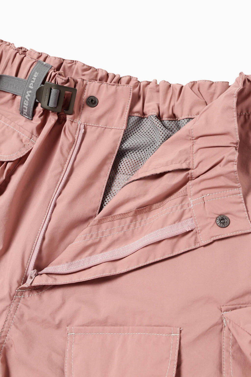 multi pocket short pants (M)
