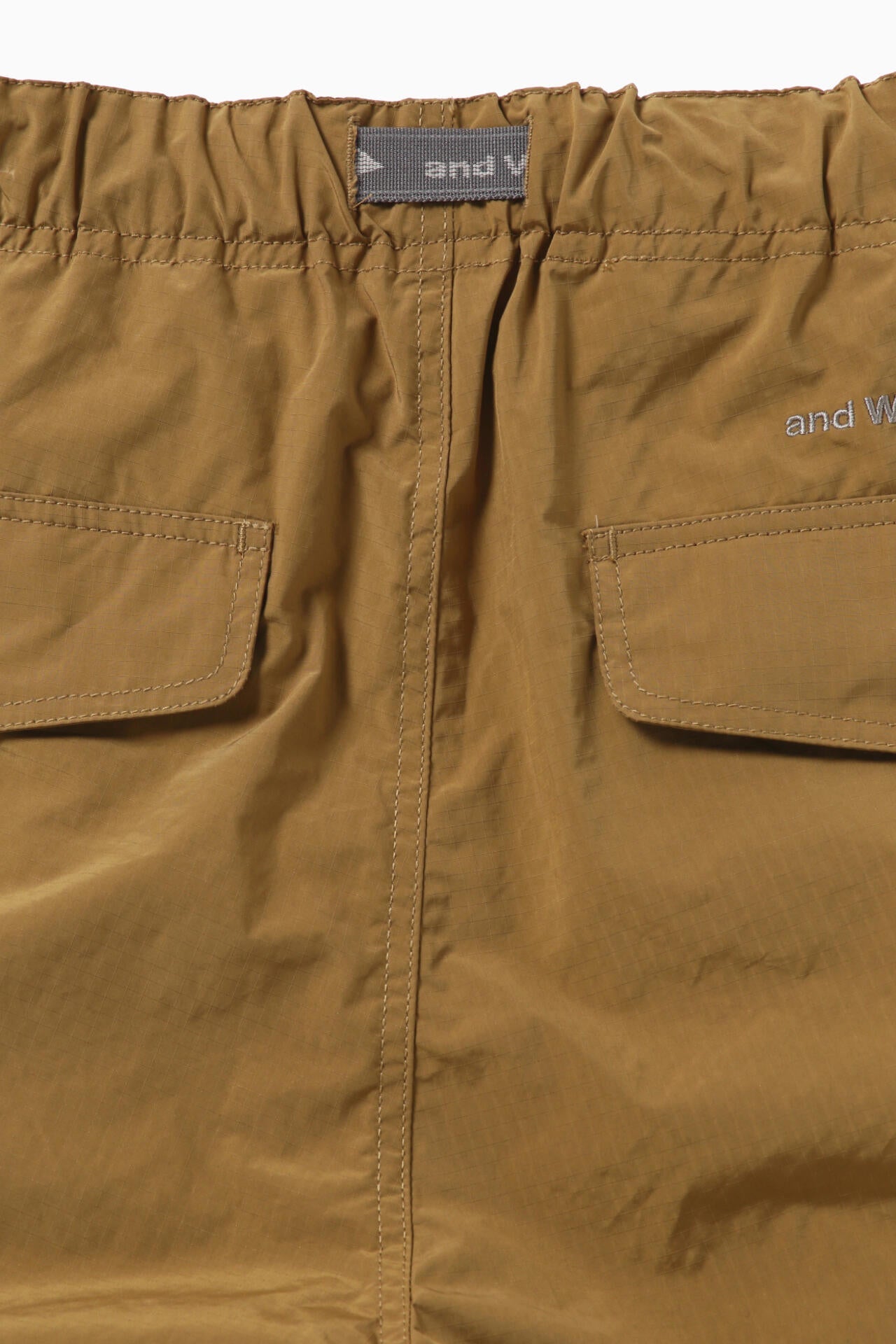 oversized cargo short pants (M)