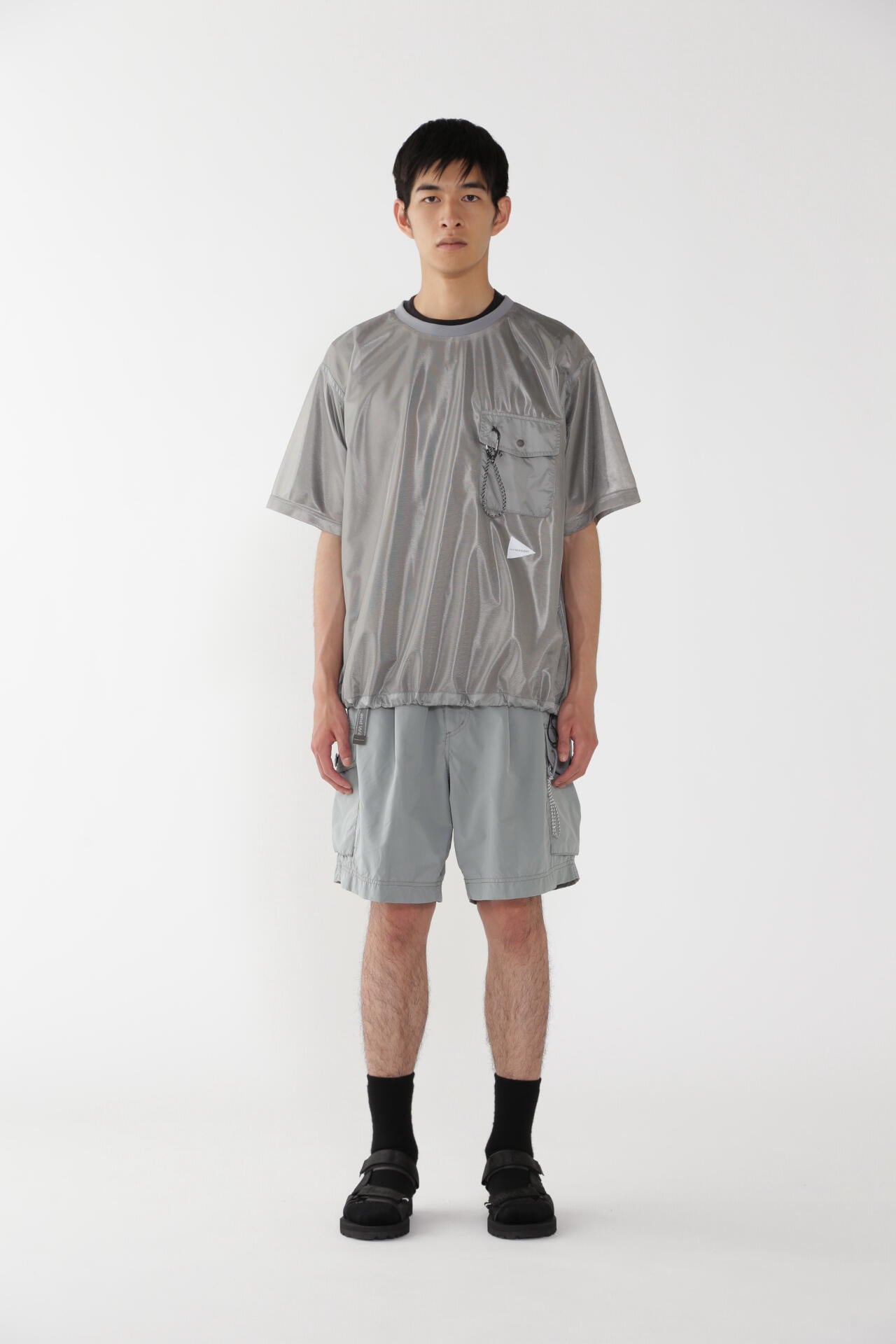 oversized cargo short pants (M)