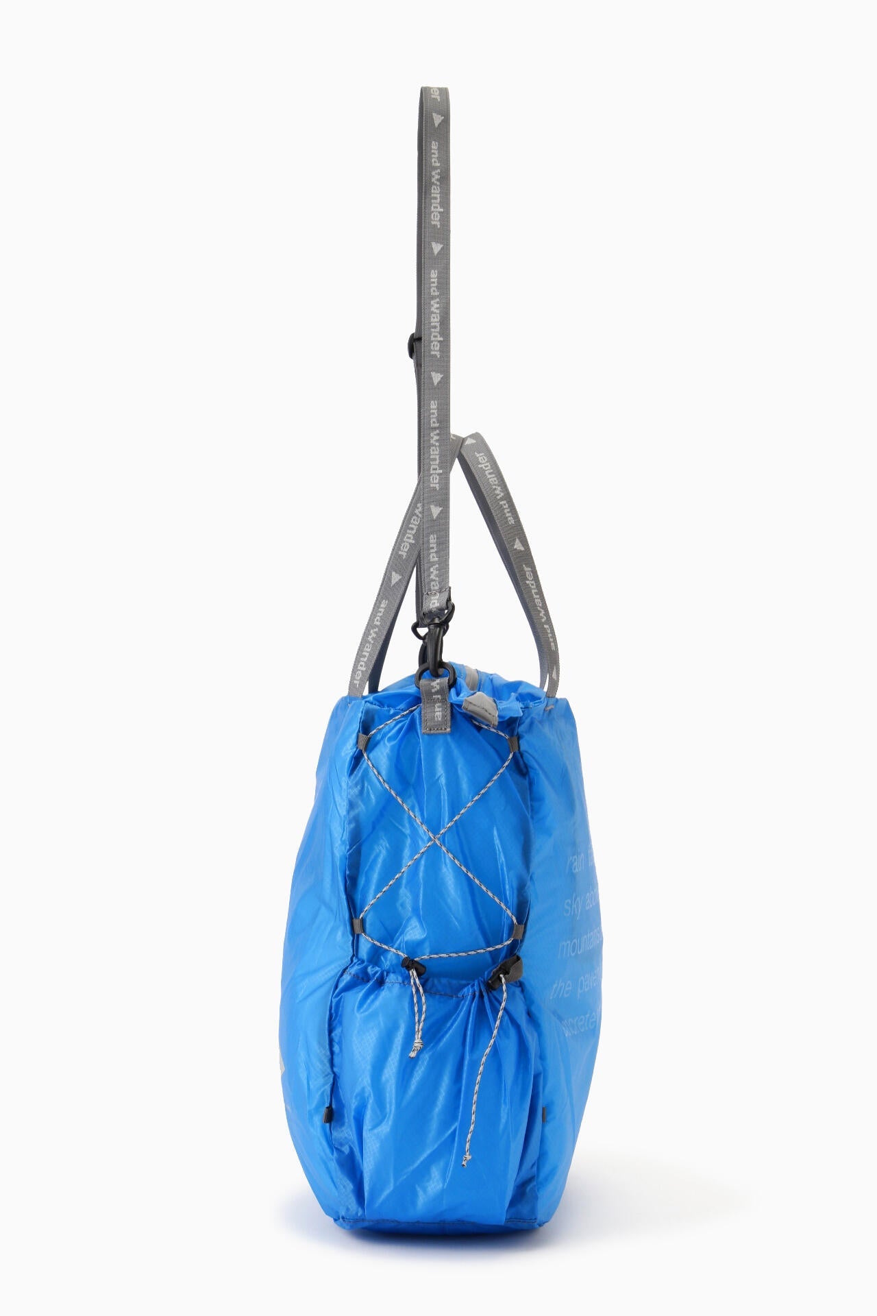 eye_C magazine x and wander sil tote bag