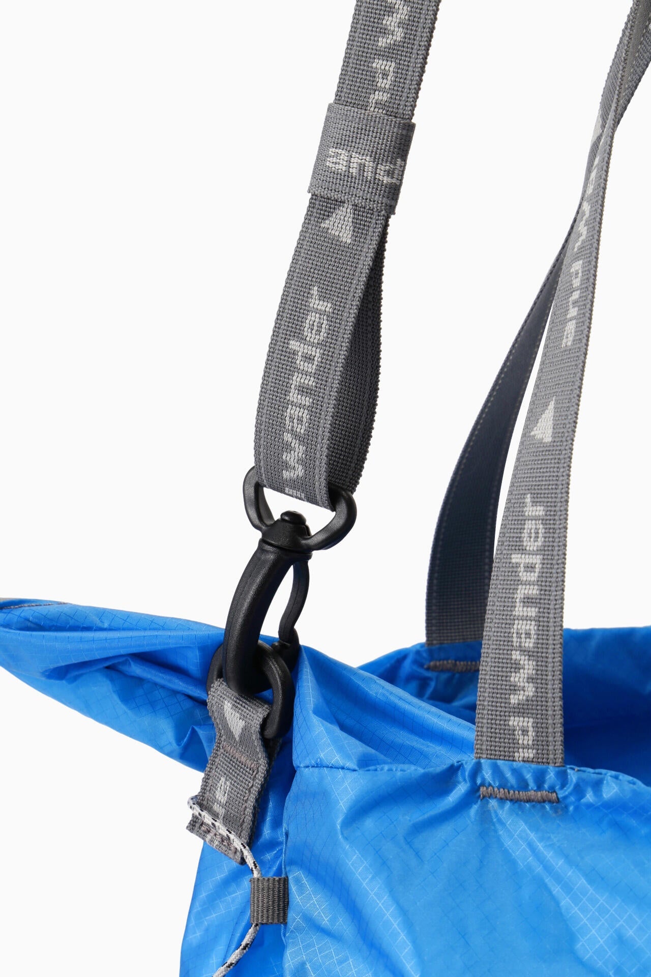 eye_C magazine x and wander sil tote bag