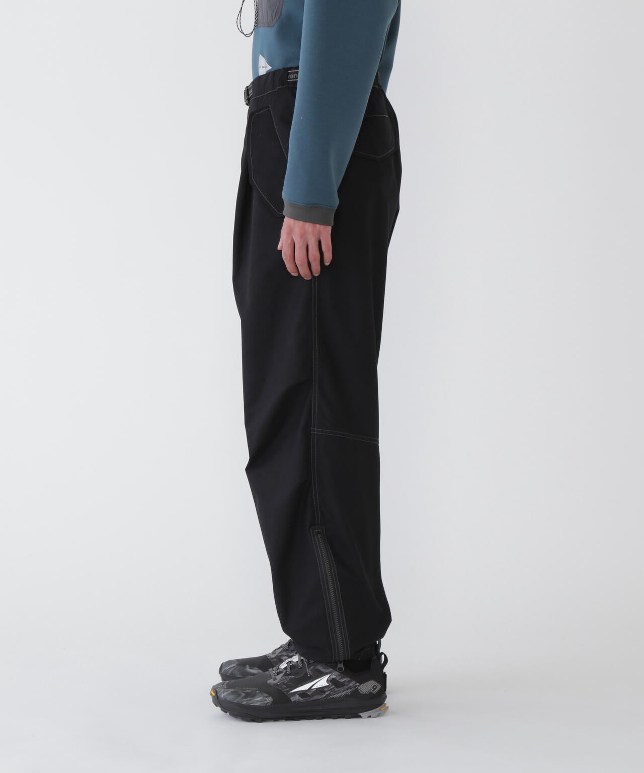 high count cloth side zip hem pants