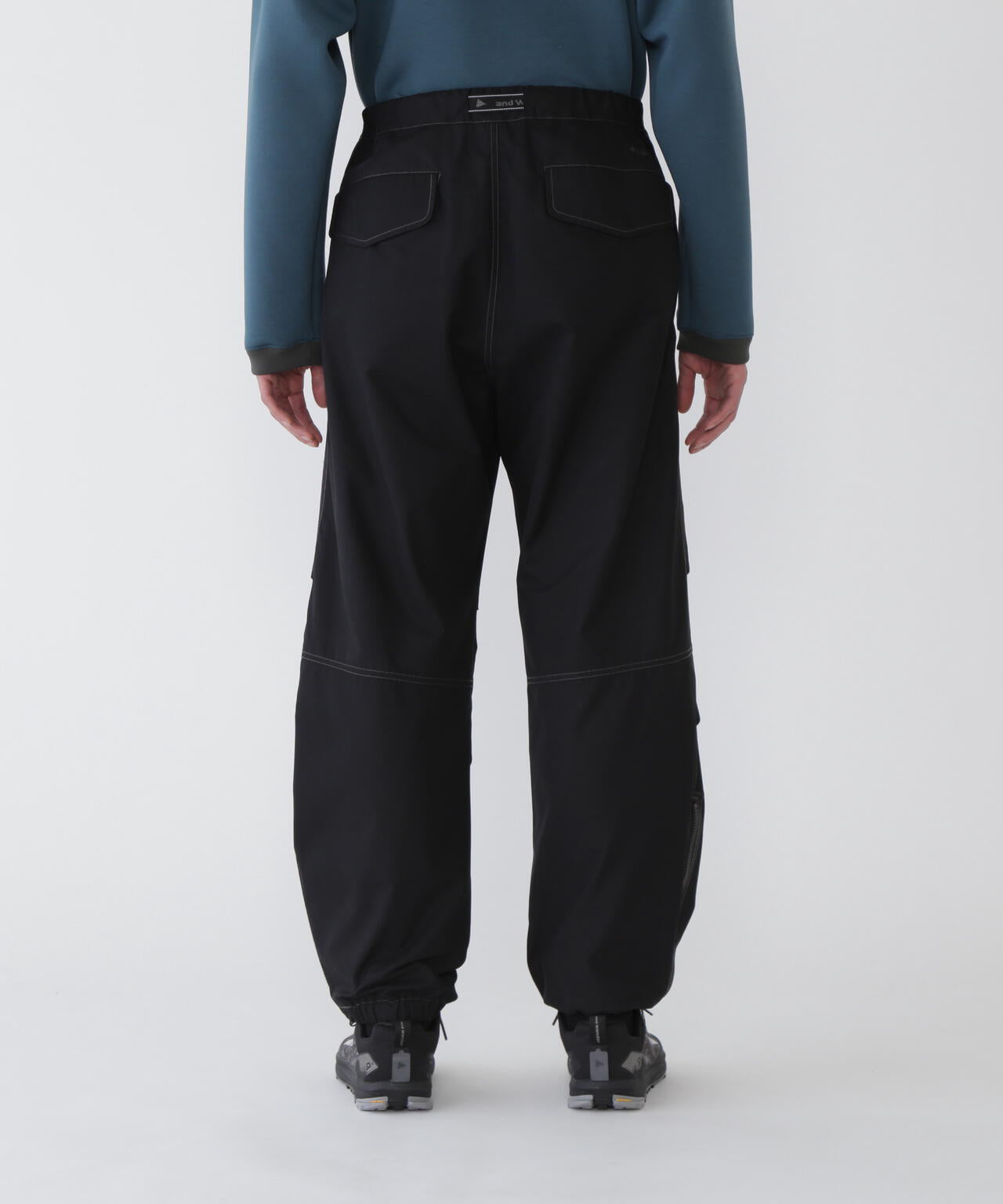 high count cloth side zip hem pants