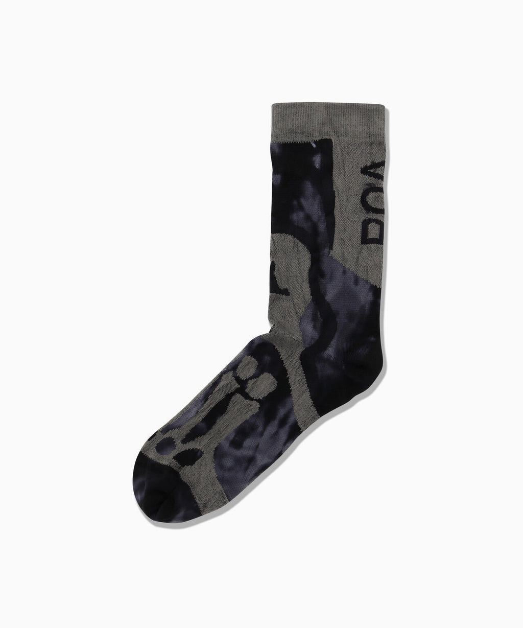 ROA x and wander  bones socks - black