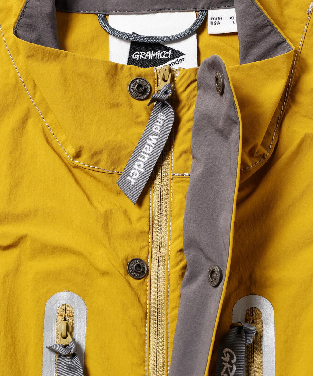 Gramicci × and wander  brushed nylon vest