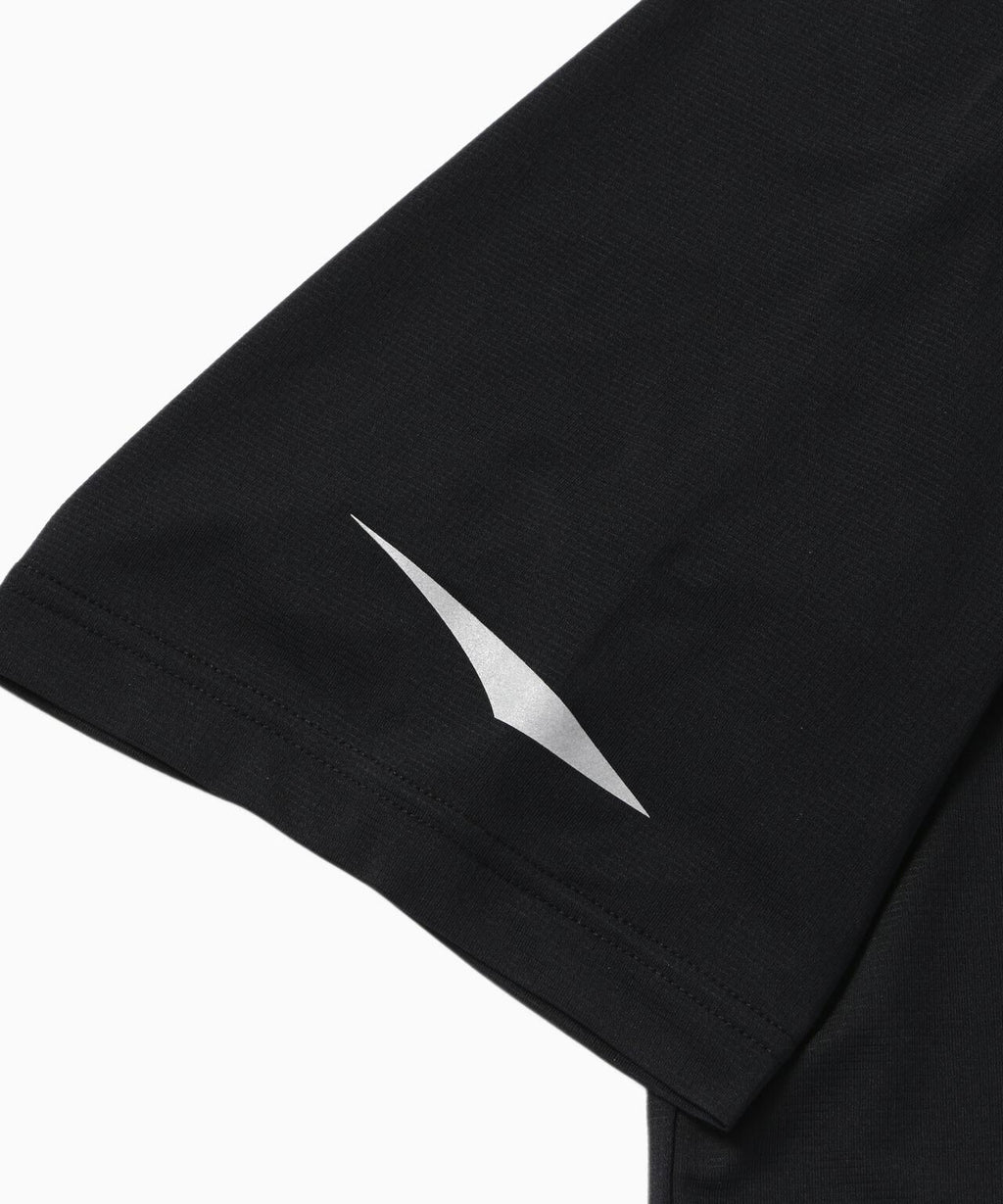 Altra × and wander  SS T