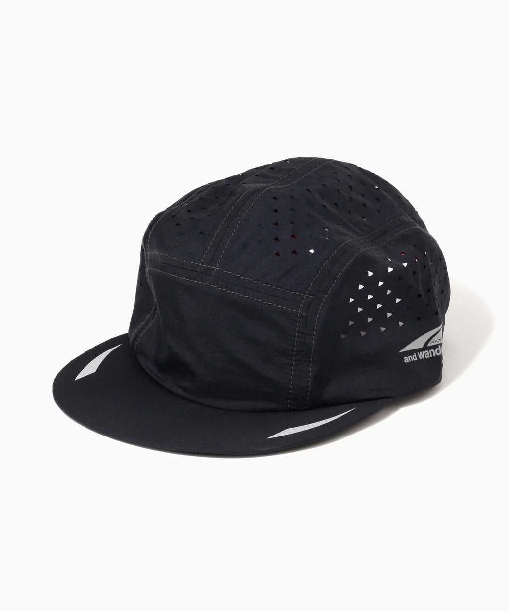 Altra × and wander  ventilation cap - navy