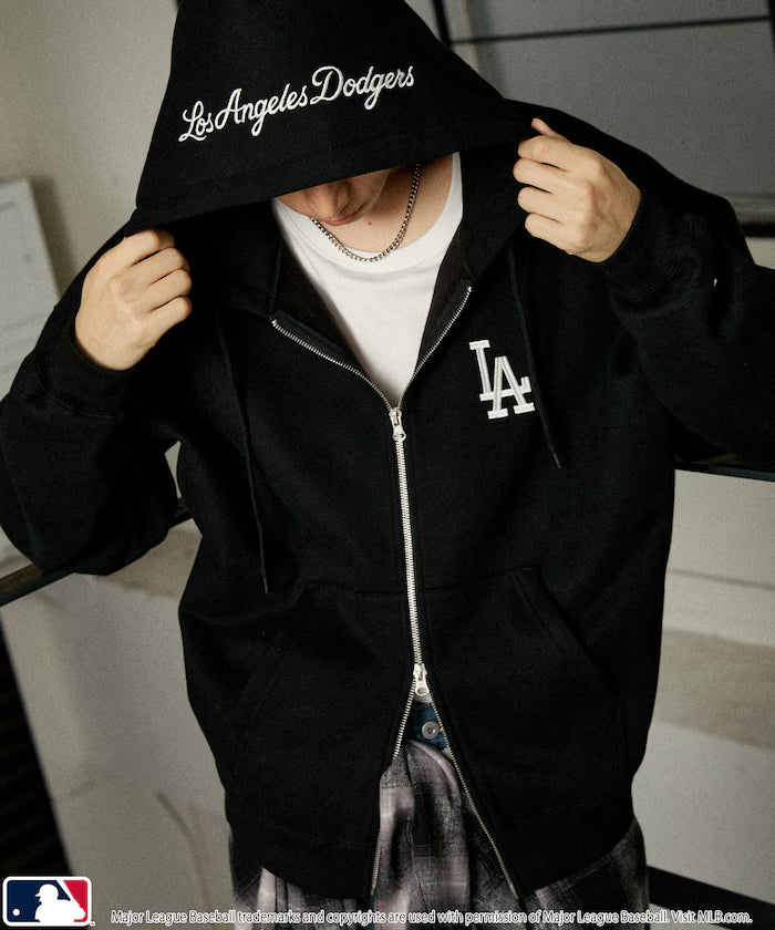 Limited Edition SWEAT ZIP HOODIE - Black