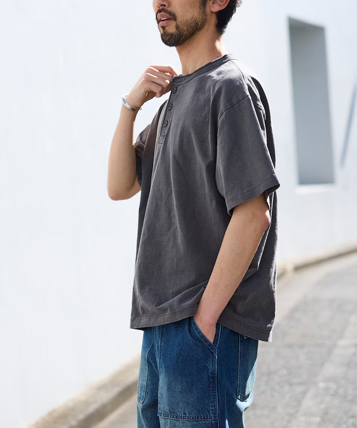 HEAVY WEIGHT/Pigment Short Sleeve Henley Neck T-Shirt/10.5 ounces