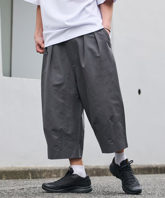 Limited Release Drymix(R) Dry Mix Wide Silhouette Tuck Three Quarter Pants Quick Dry UV Cut