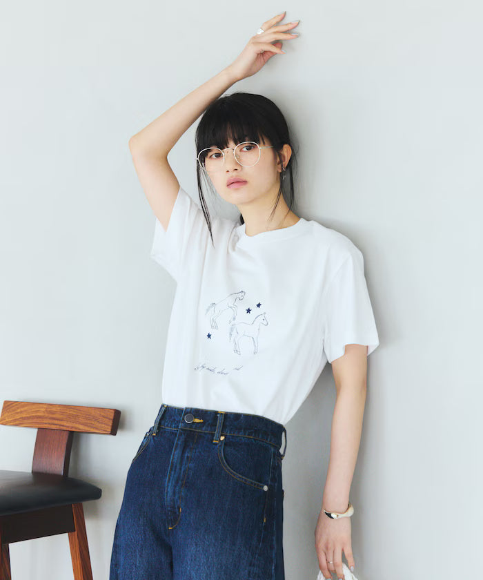 Comfortable Horse Print Crew Neck T-Shirt