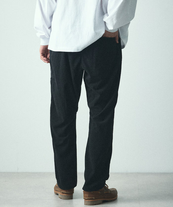 Basic silhouette corduroy climbing pants / tapered silhouette [limited edition]