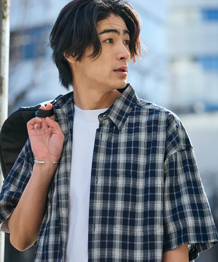 Relax Fit Regular Collar Sheer Seersucker Short Sleeve Shirt 【Limited Edition】
