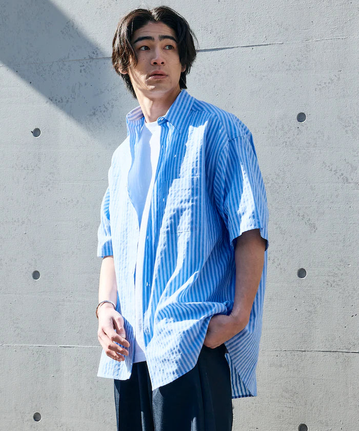 Relax Fit Regular Collar Sheer Seersucker Short Sleeve Shirt 【Limited Edition】