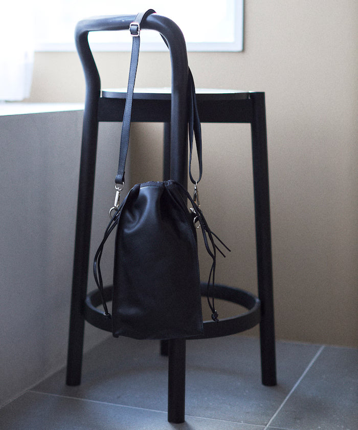 2WAY Leather Shoulder Bag 3 / Leather Vertical Drawstring 2WAY Shoulder Bag / Cowhide / Water-repellent Leather