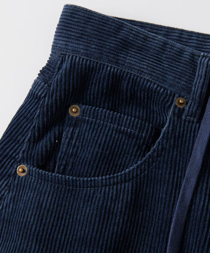 Wide Silhouette One Wash Curve Corduroy Pants