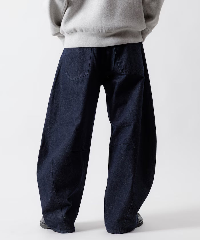 Wide Silhouette Curve Denim Pants One Wash