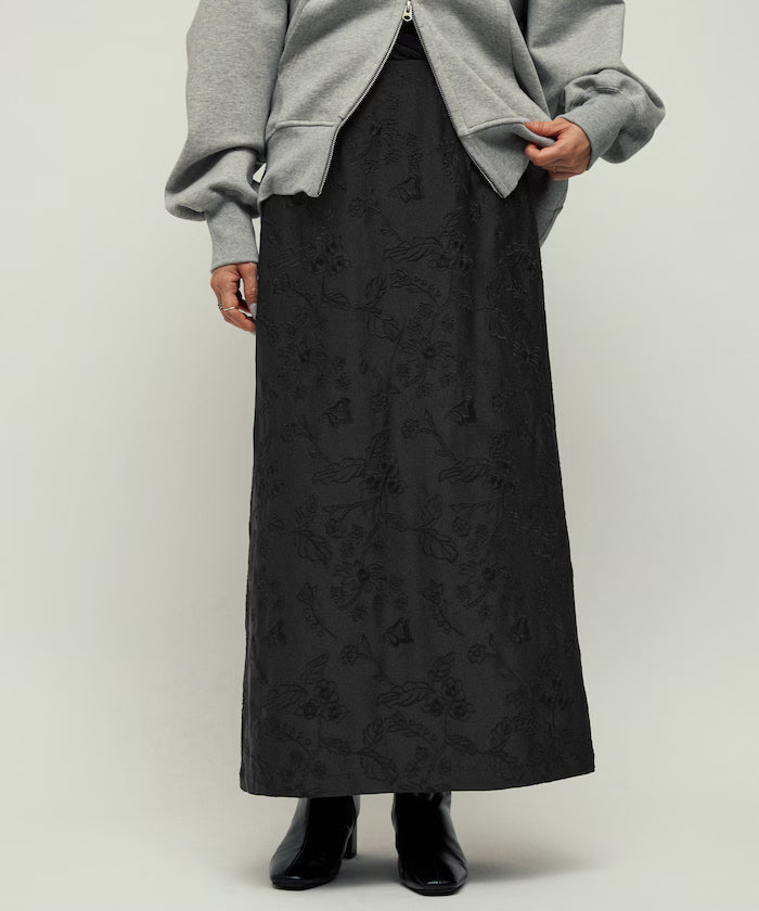 Flower Embroidery I-Line Easy Skirt