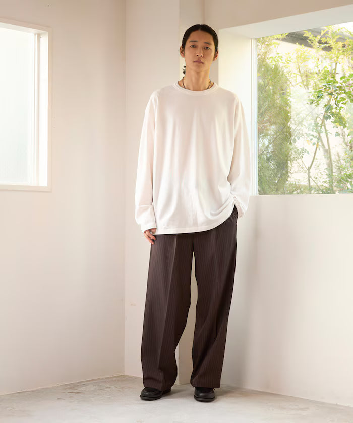 Wide Straight Silhouette One-Tuck Slack Pants