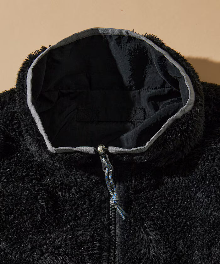 Relaxed Fit One Point Logo Reversible Nylon Fleece Jacket