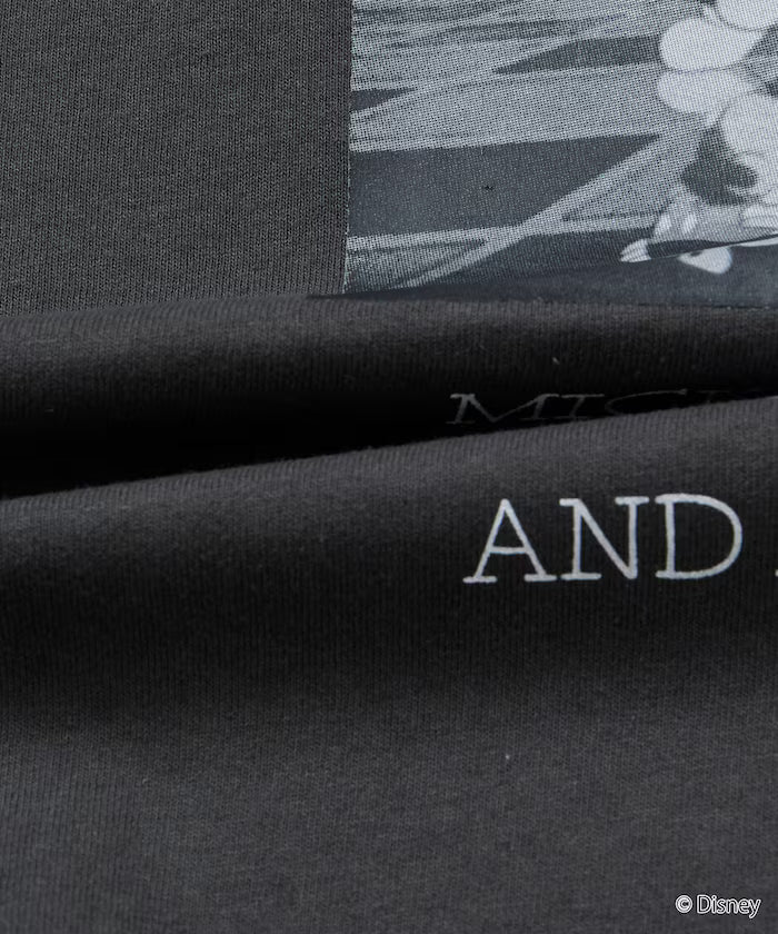 DISNEY/Mickey Mouse/Monochrome Back Print Crew Neck T-Shirt/Scene [Limited Edition]