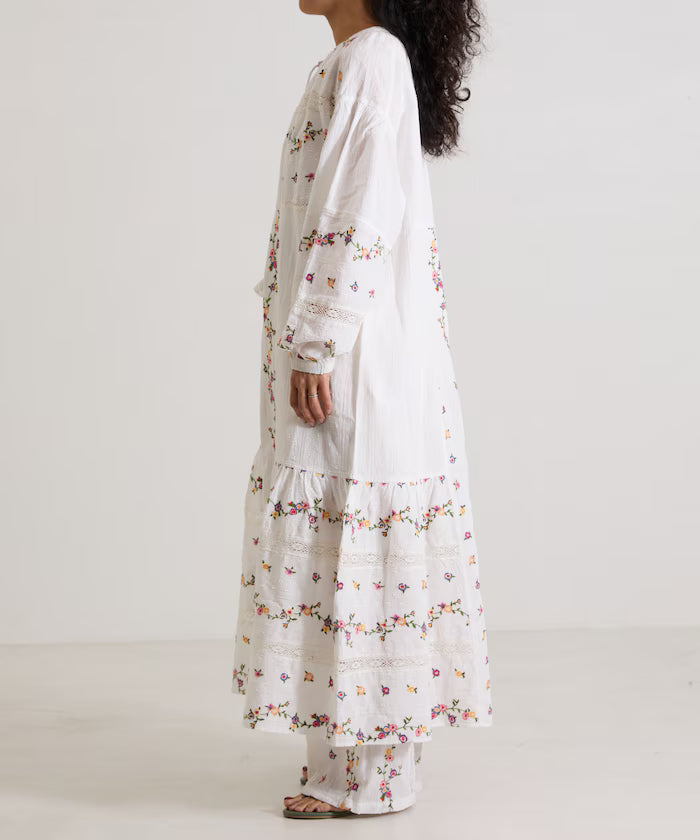 Dobby Floral Embroidery x Lace Dress