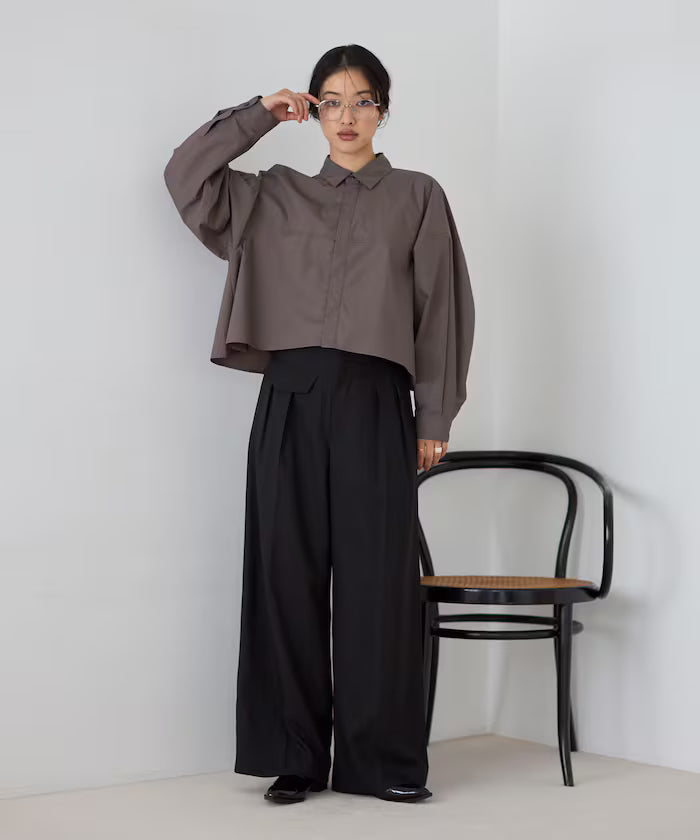 Release on March 11 at 12:00 - Switch Design Short Blouse