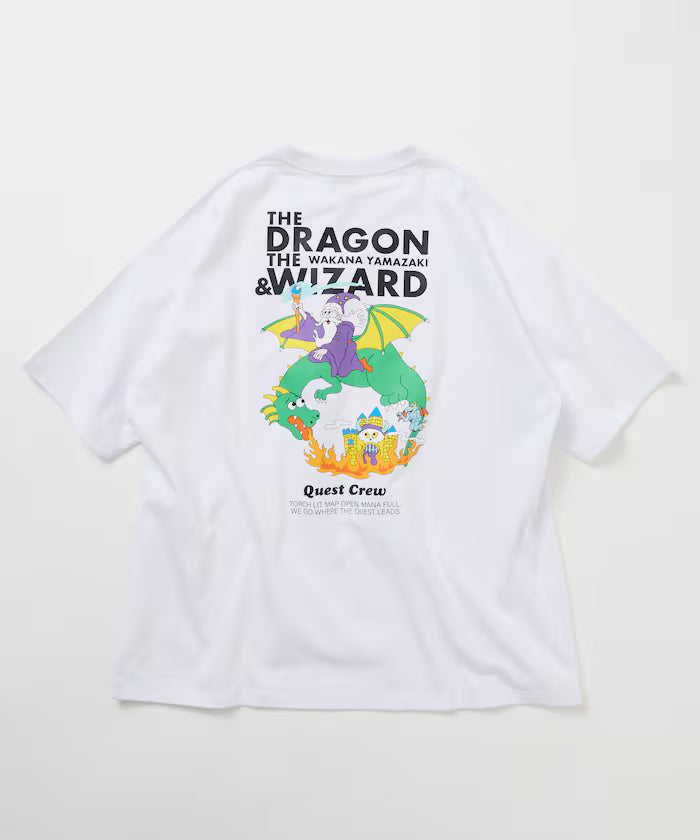 Wakana Yamazaki×FREAK'S STORE THE DRAGON & WIZARD Back Print Crew Neck T-Shirt [Limited Edition] - White