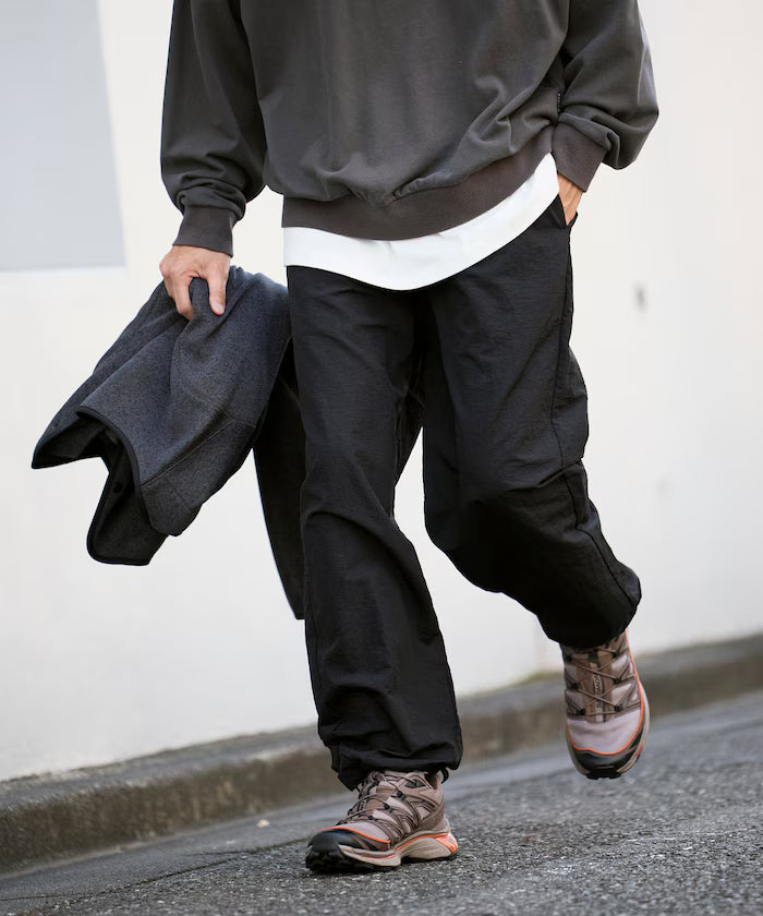 Wide Straight Nylon Track Pants / Tapered Silhouette Easy Nylon Pants