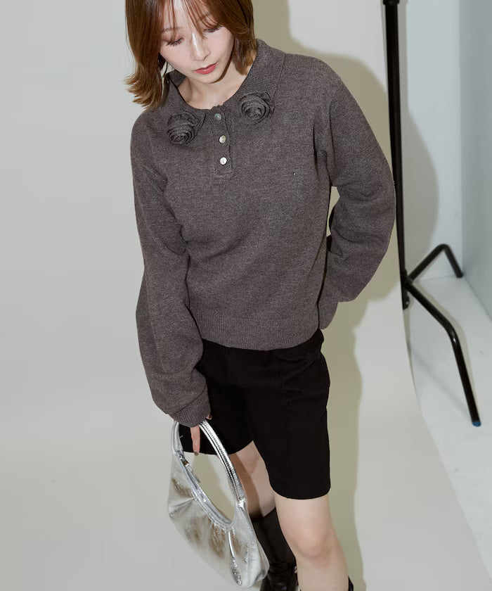 Polo knit pullover with flower motif - limited edition