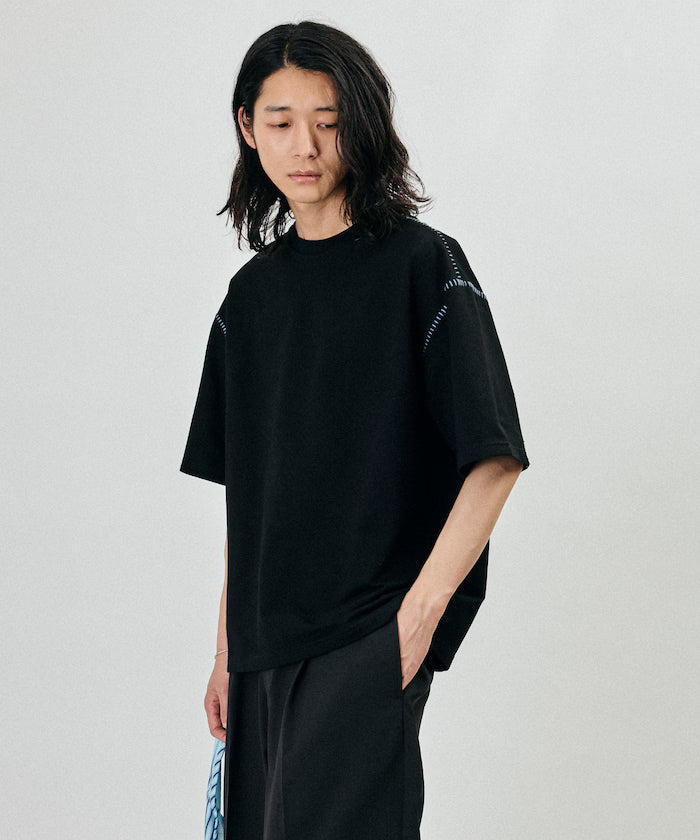 Boxy Silhouette Color Stitch Crew Neck T-Shirt