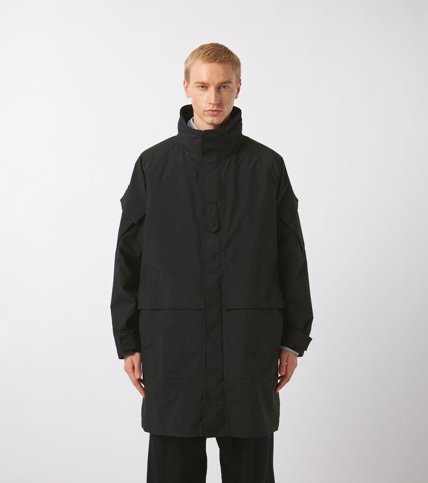 2L NYLON GORE-TEX Cruiser Coat