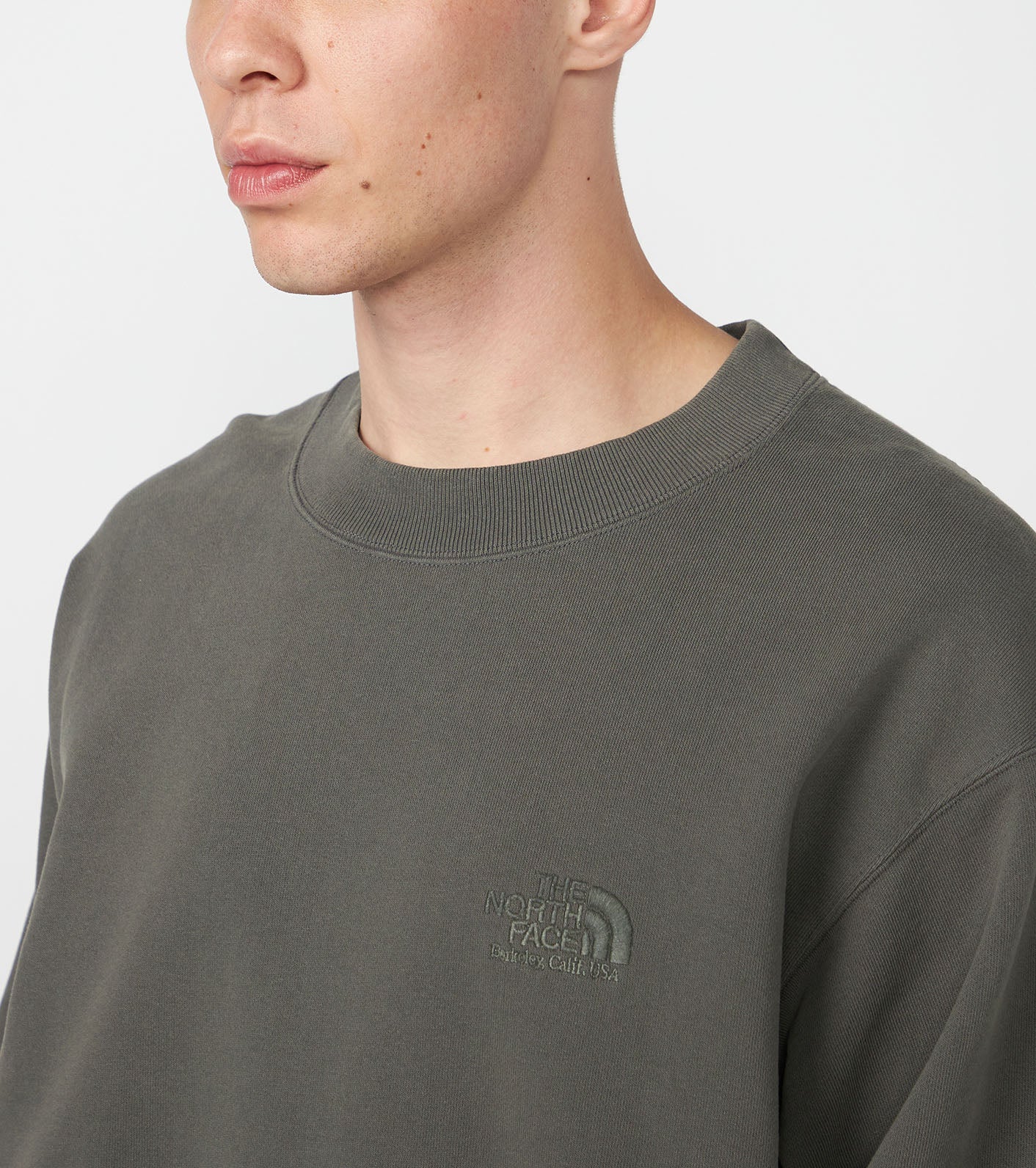 11oz Crewneck Sweatshirt