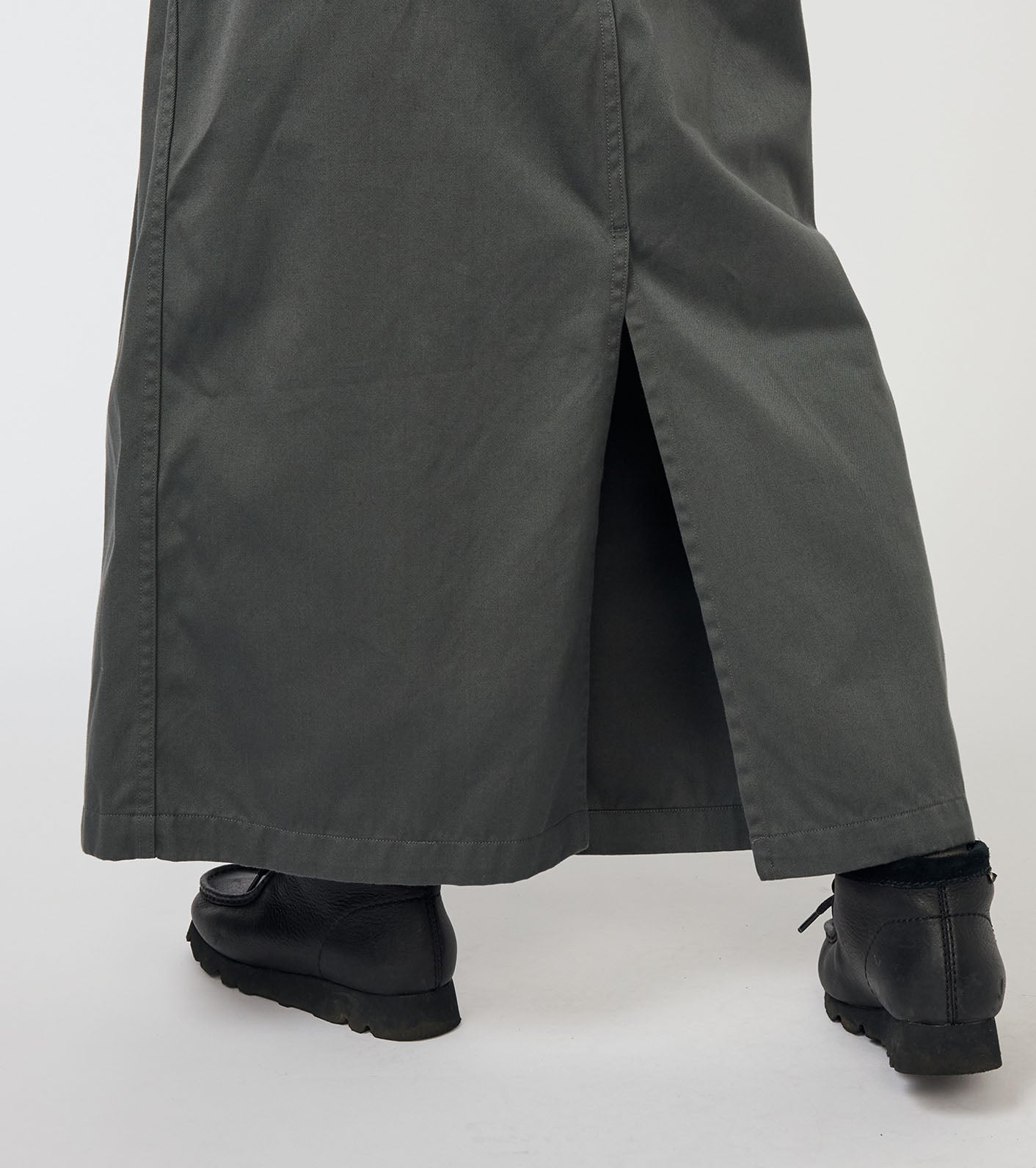 Chino Tuck Field Skirt