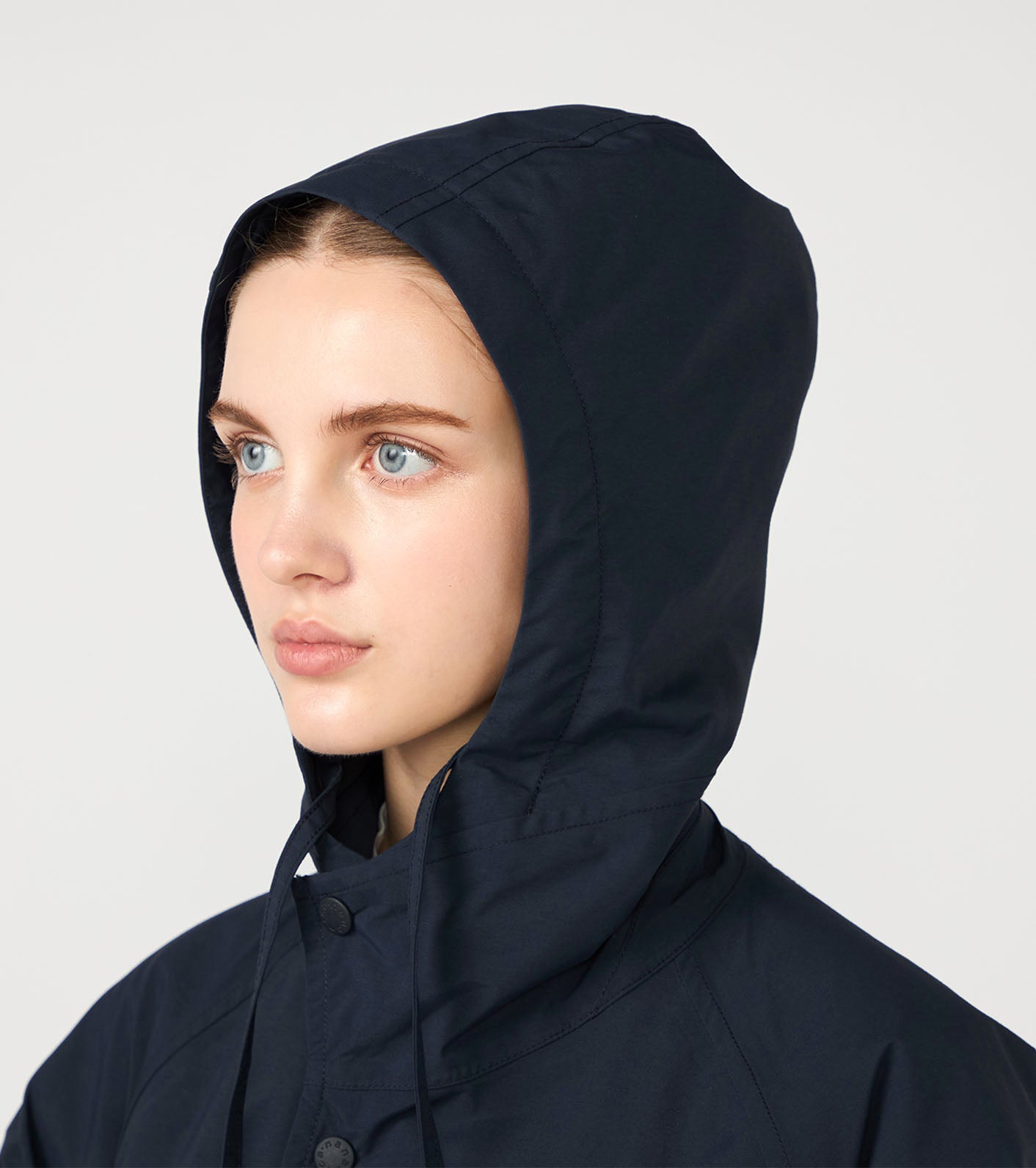 2L NYLON GORE-TEX Hooded Coat